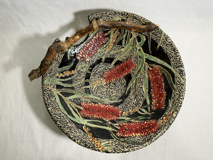 Claire Sunderland stoneware handpainted with touches of 9ct gold Australian artist Town & Country Gallery Gippsland