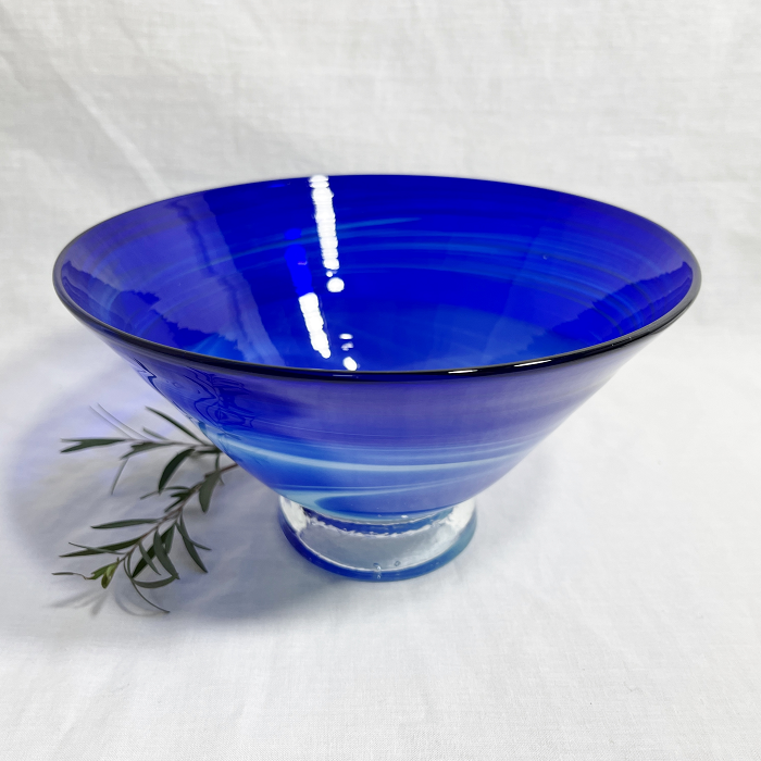 James McMurtrie Glass bowl - small blue Australian artist hand blown glass Town & Country Gallery Gippsland