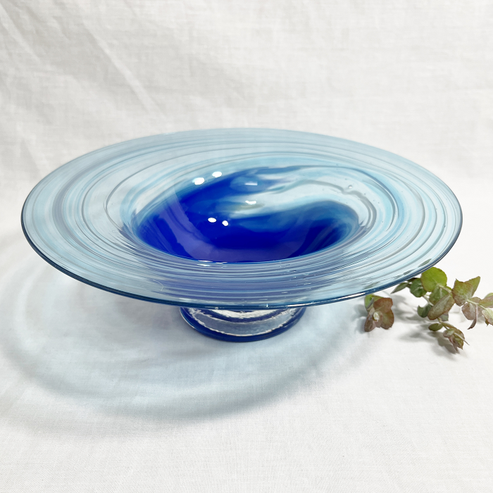 James McMurtrie Glass bowl - small blues Australian artist hand blown glass Town & Country Gallery Gippsland