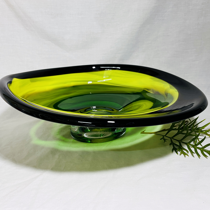 James McMurtrie Glass large bowl - lime green black Australian artist Town & Country Gallery Gippsland
