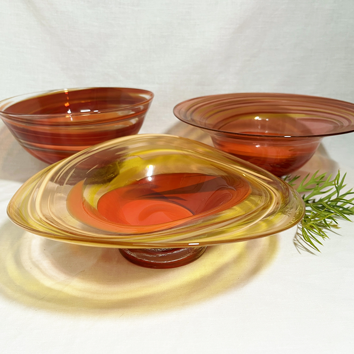 James McMurtrie Glass small bowls - red, orange Conical Australian sculpture artist Town & Country Gallery Gippsland