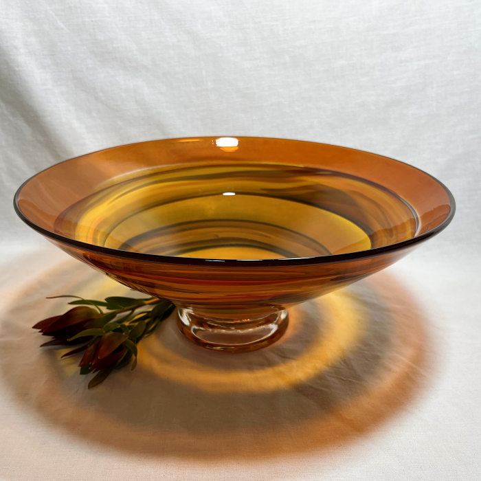 James McMurtrie Large glass bowl Australian artist Town & Country Gallery Yarragon Gippsland