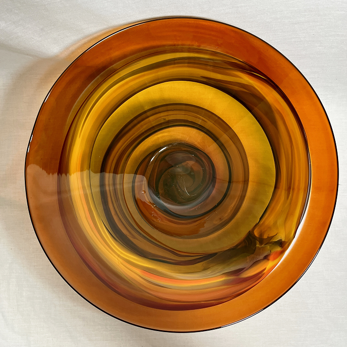 James McMurtrie Large glass bowl Australian artist Town & Country Gallery Yarragon Gippsland