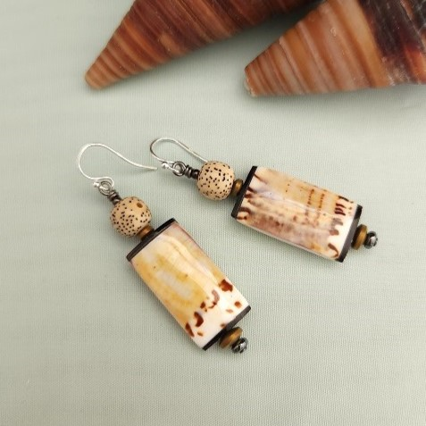 Lynn Walsh Earrings Inlayed Natural shell Town and Country Gallery Yarragon Gippsland Australian Jewellery Artist