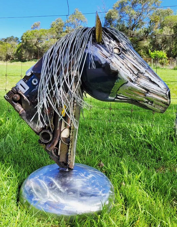 Lachie Yuill Horse Head Recycled Metal Sculpture Gippsland Town & Country Gallery Yarragon Australian Artist