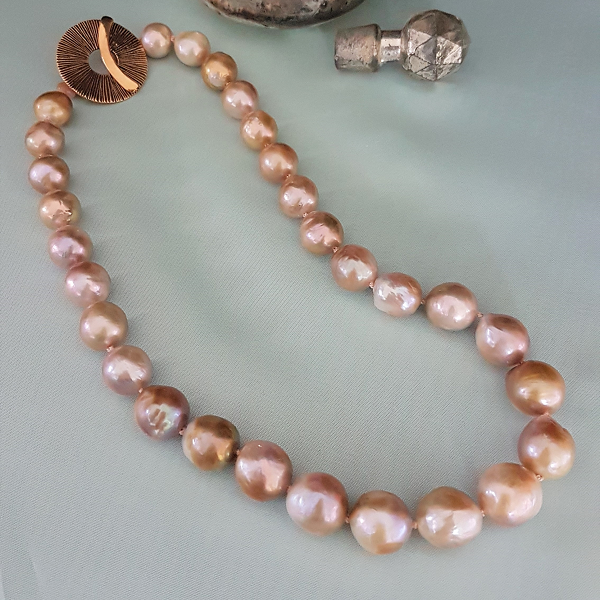 Lynn Walsh Baroque pearls Australian Jewellery Artist Town and Country Gallery Yarragon Gippsland