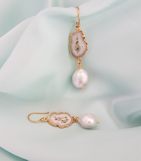 Lynn Walsh Baroque pearls Australian Jewellery Artist Town & Country Gallery Gippsland