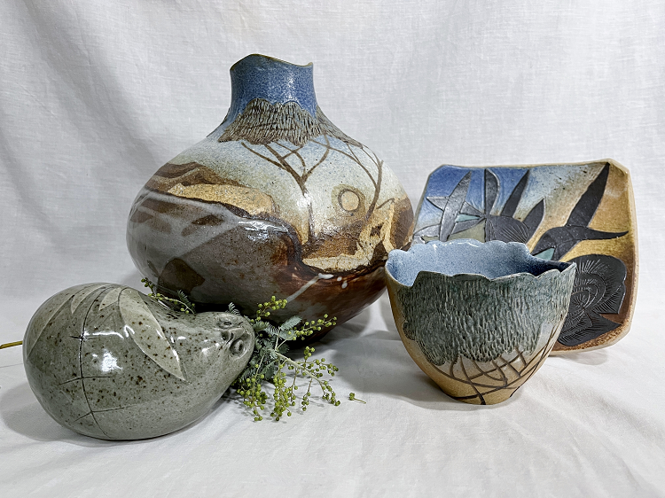 Malcolm Boyd Australian pottery artist Town & Country Gallery Gippsland