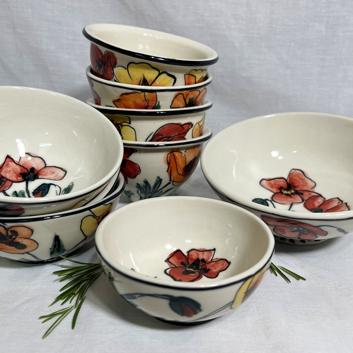 Mary-lou Pittard poppy small bowls Australian ceramic artist Town & Country Gallery Yarragon Gippsland