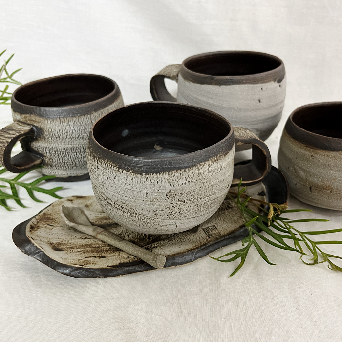 Minna Graham Hand thrown ceramic cups crackle glaze Australian ceramic artist Town & Country Gallery Gippsland