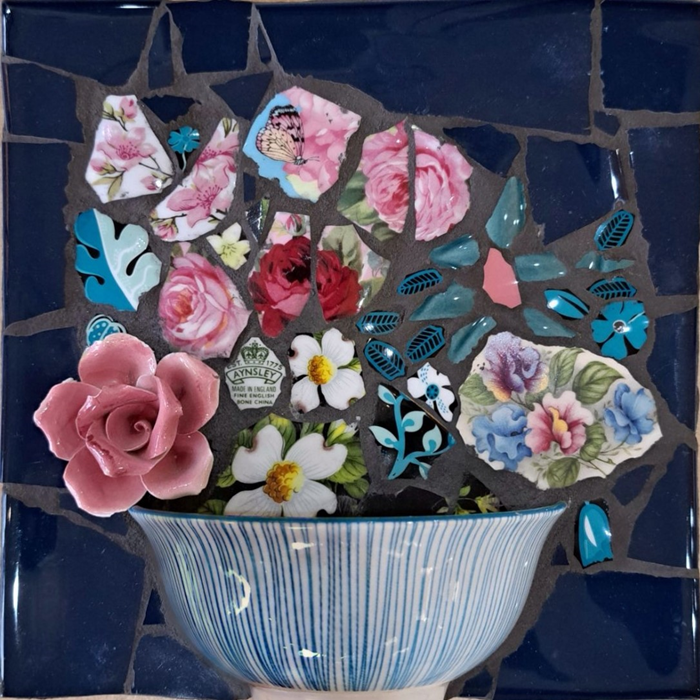 Rachel Knoester Aynsley bouquet - mosaic wall art china, cermaic tile Australian artist Town & Country Gallery Gippsland